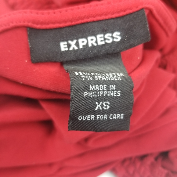 🎁 3/$20 Express Top - Picture 2 of 3